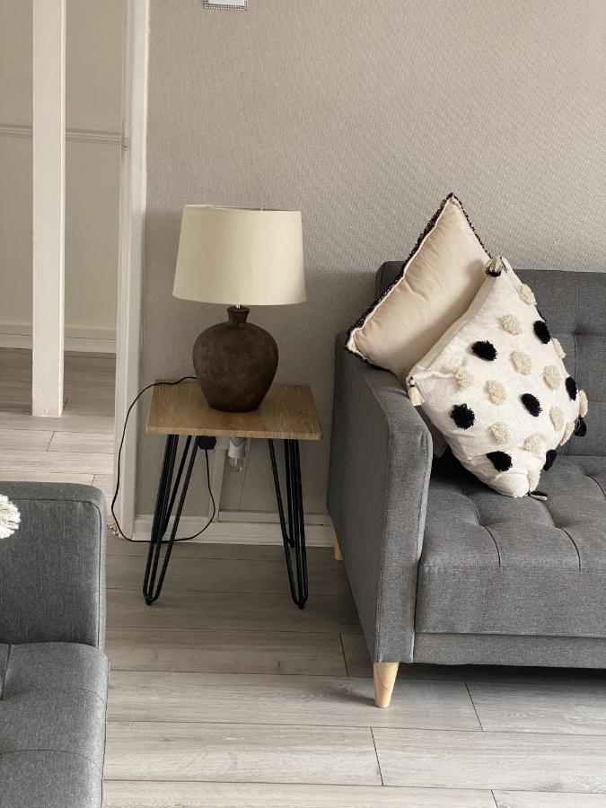 Bv Luxury Spacious 3 Bedroom House At Isaac Close Манчестер Экстерьер фото